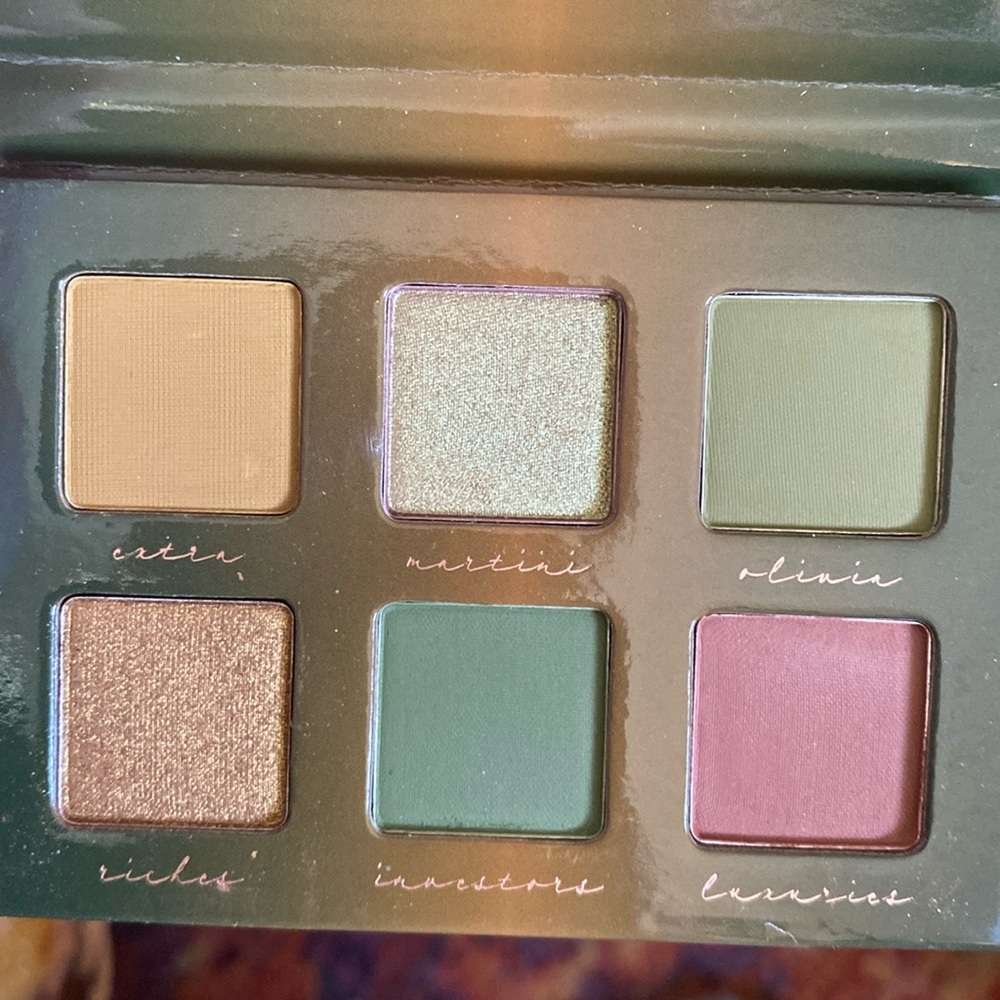 Midas Cosmetics Volume 2 palette